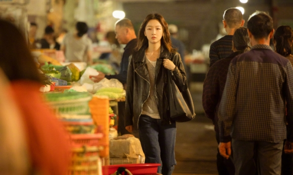  周冬雨主演电影《鹦鹉杀》延长上映！豆瓣评分6.1分 新闻动态 第2张