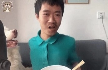  《抖音》王甜心吃饺子表情包gif无水印高清一览 综合内容 第6张